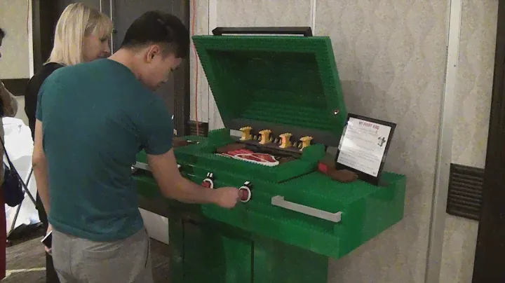 Giant LEGO Duplo BBQ grill – Brickfete Toronto 2015